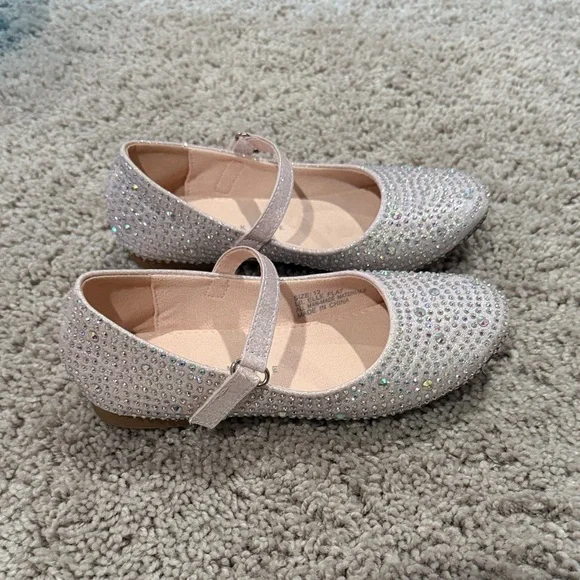 Girls Bejeweled Dress Shoes - Picture 4 of 5